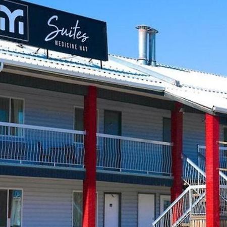 Medicine Hat Inn & Suites Buitenkant foto