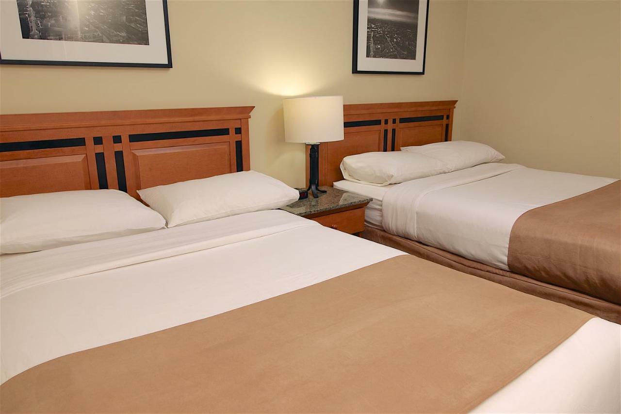 Medicine Hat Inn & Suites Buitenkant foto