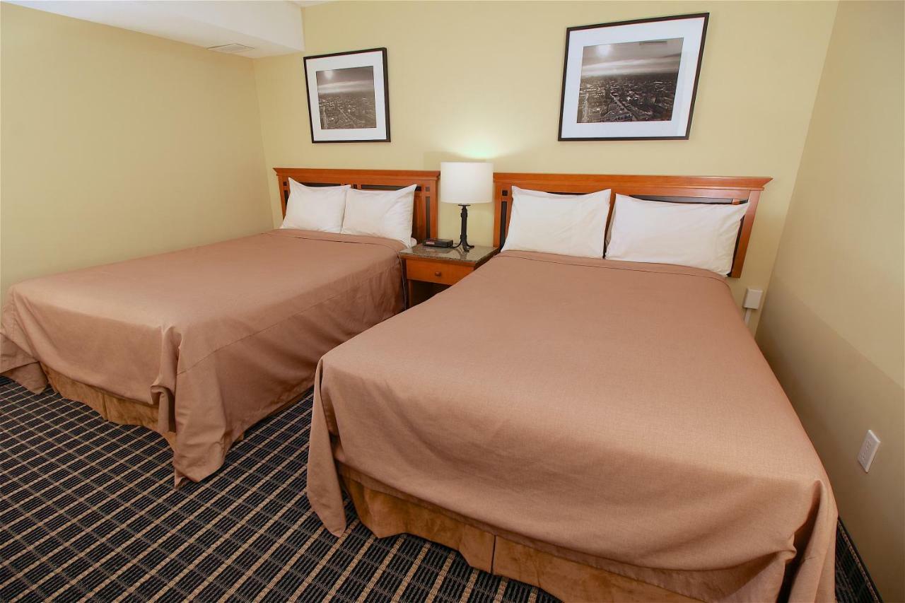 Medicine Hat Inn & Suites Buitenkant foto